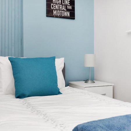 Waterside 4 Bed Apartment London Eksteriør bilde