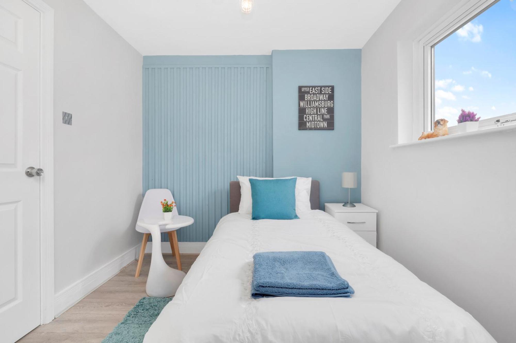 Waterside 4 Bed Apartment London Eksteriør bilde