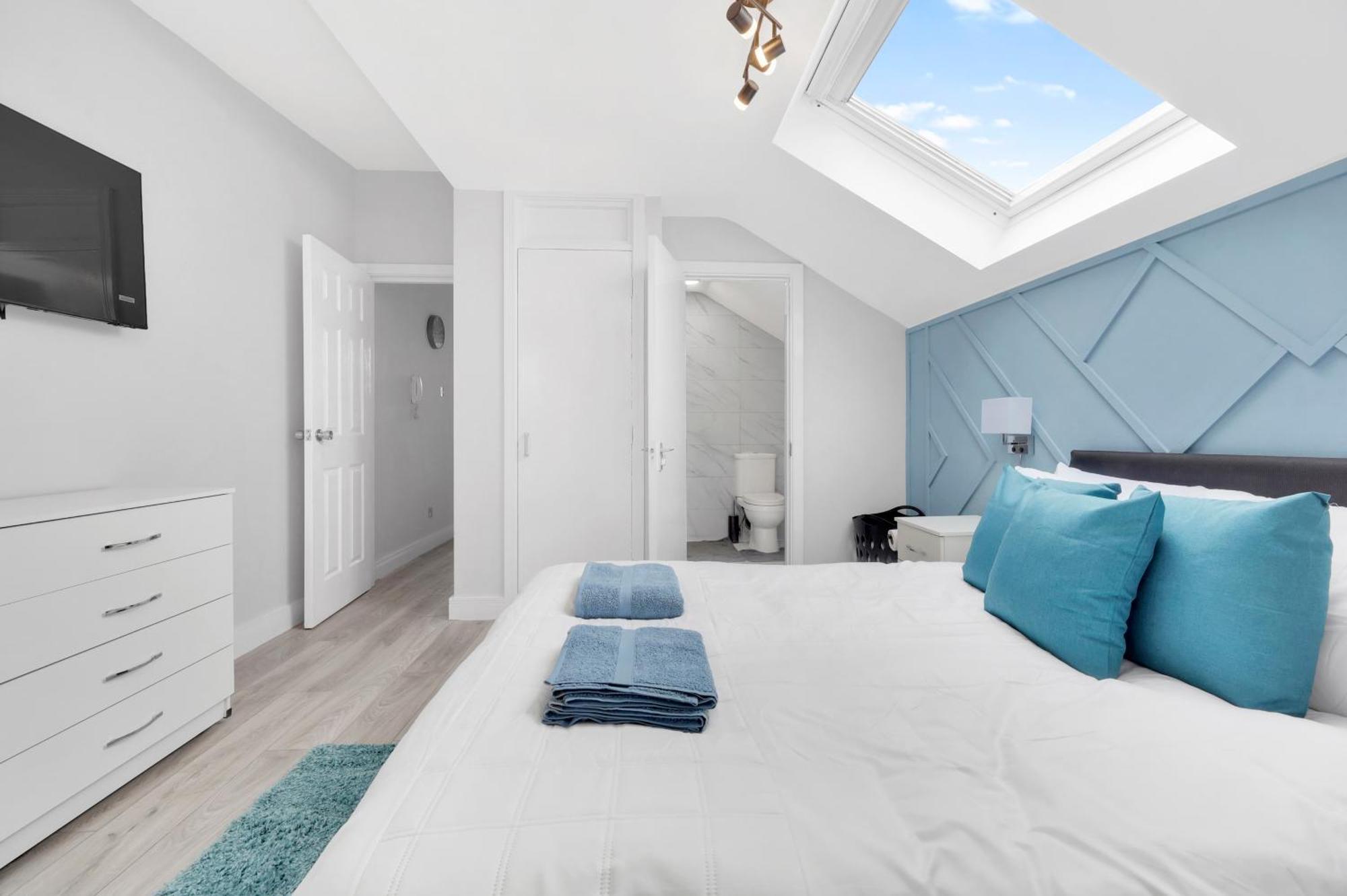 Waterside 4 Bed Apartment London Eksteriør bilde
