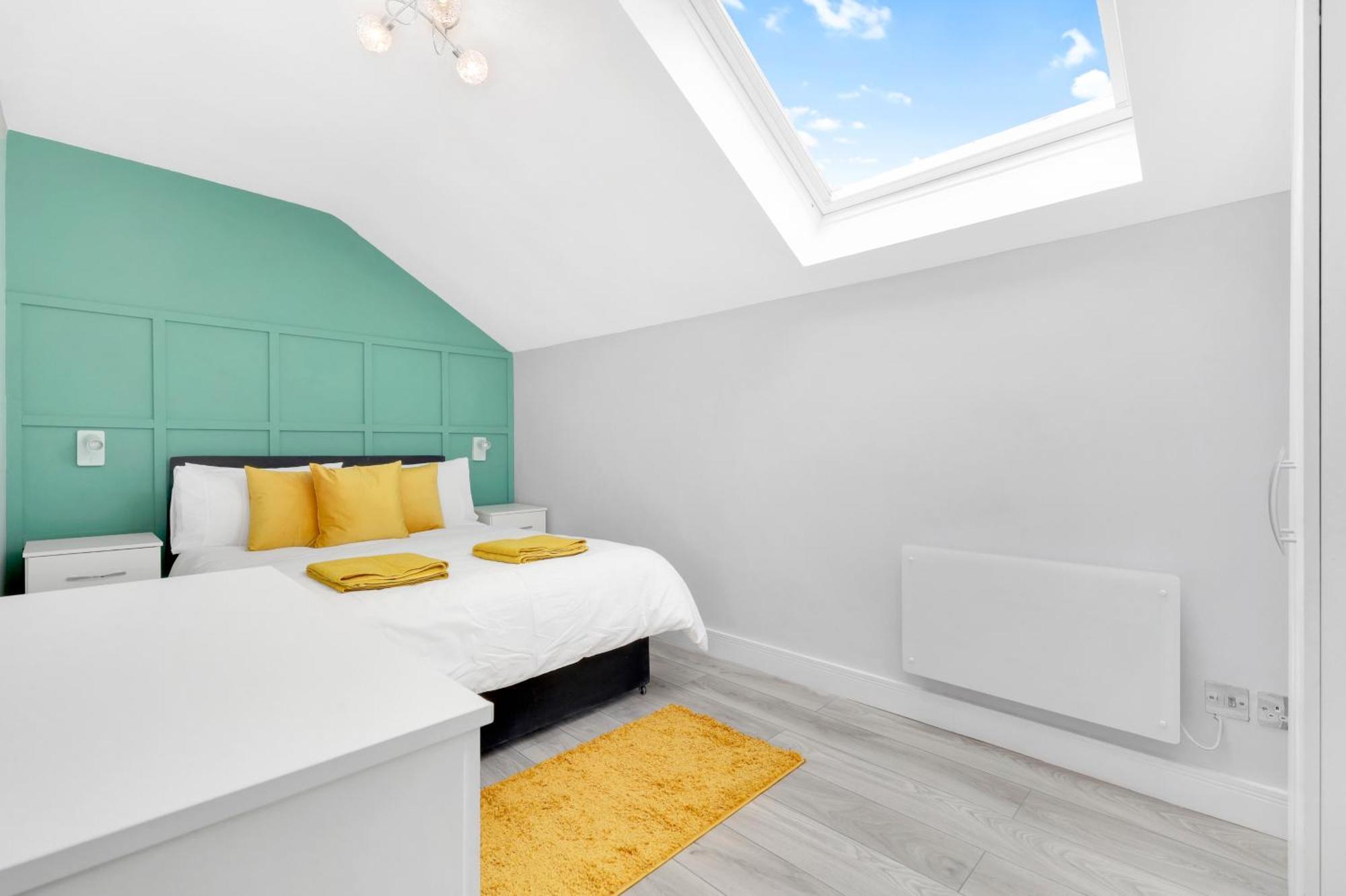 Waterside 4 Bed Apartment London Eksteriør bilde