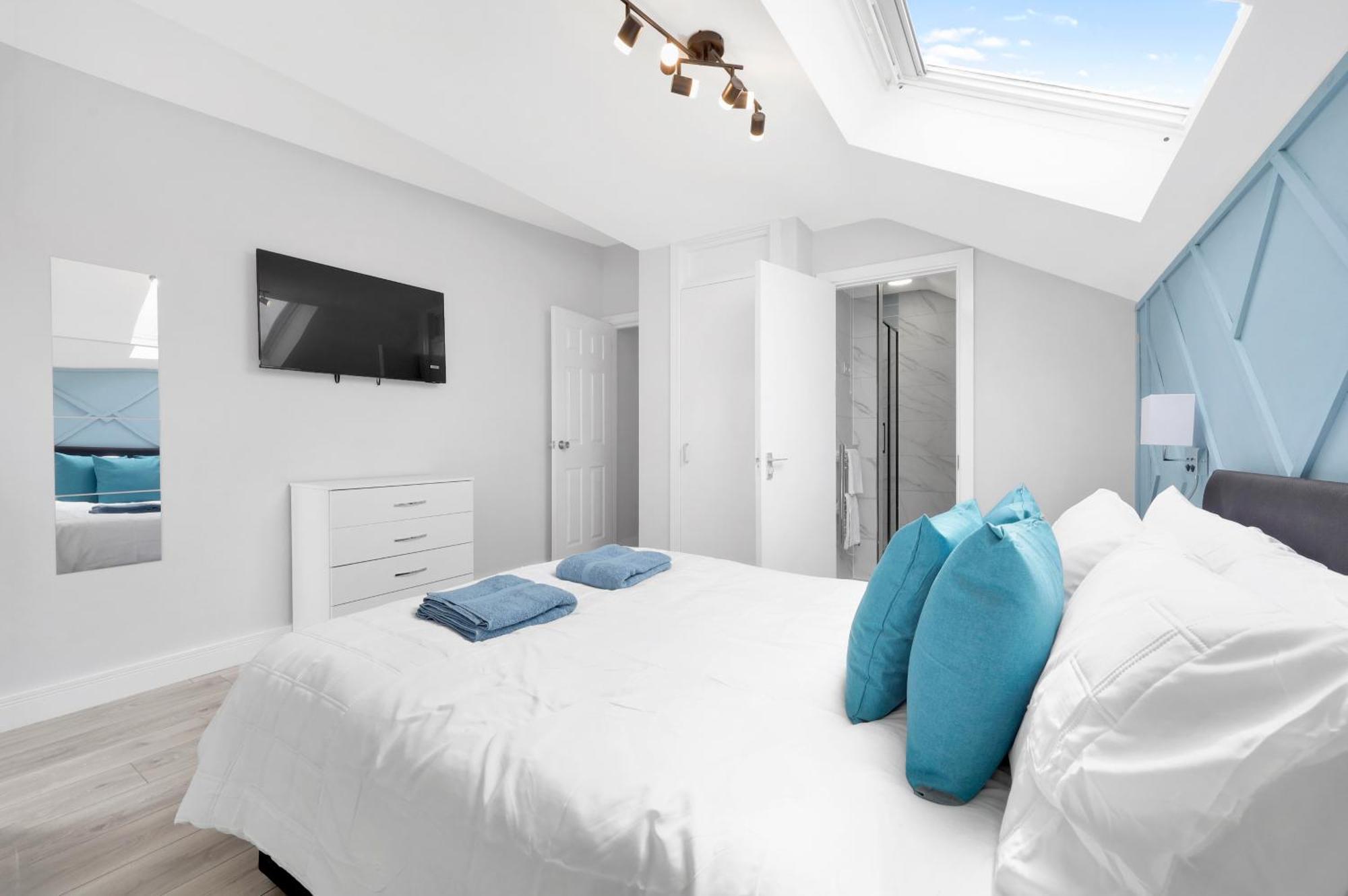 Waterside 4 Bed Apartment London Eksteriør bilde