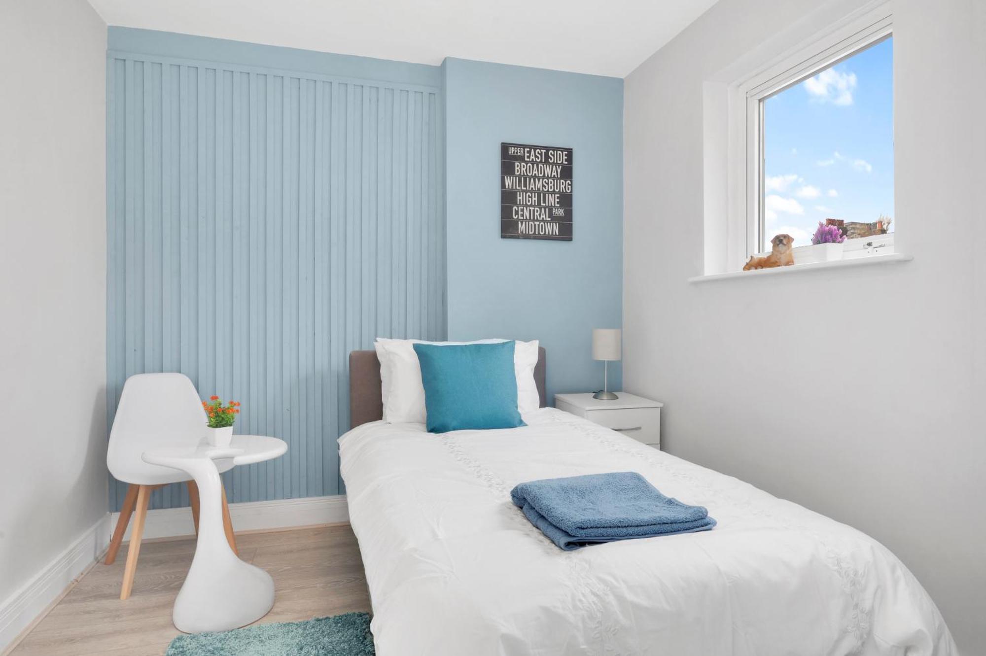 Waterside 4 Bed Apartment London Eksteriør bilde