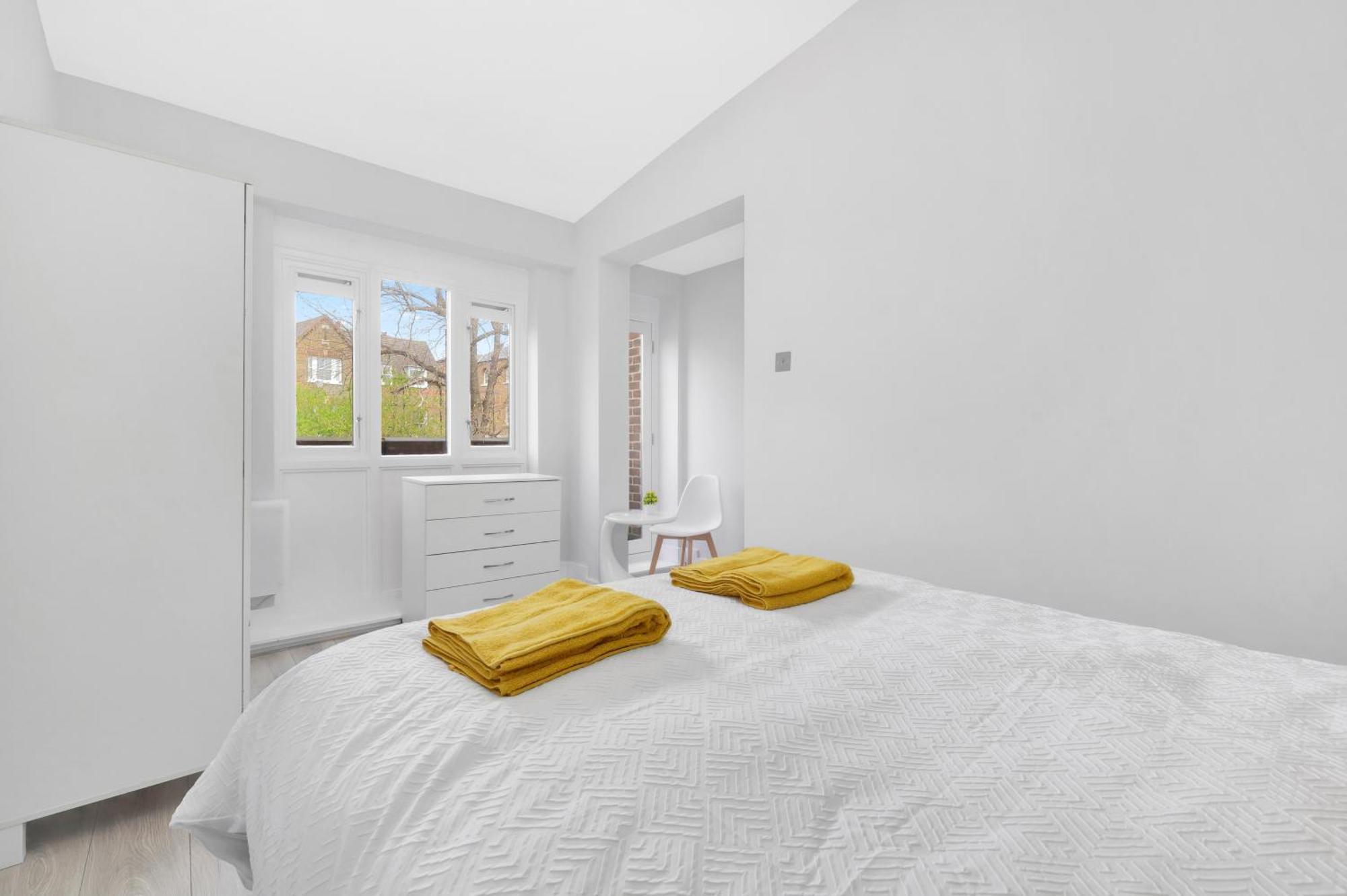 Waterside 4 Bed Apartment London Eksteriør bilde