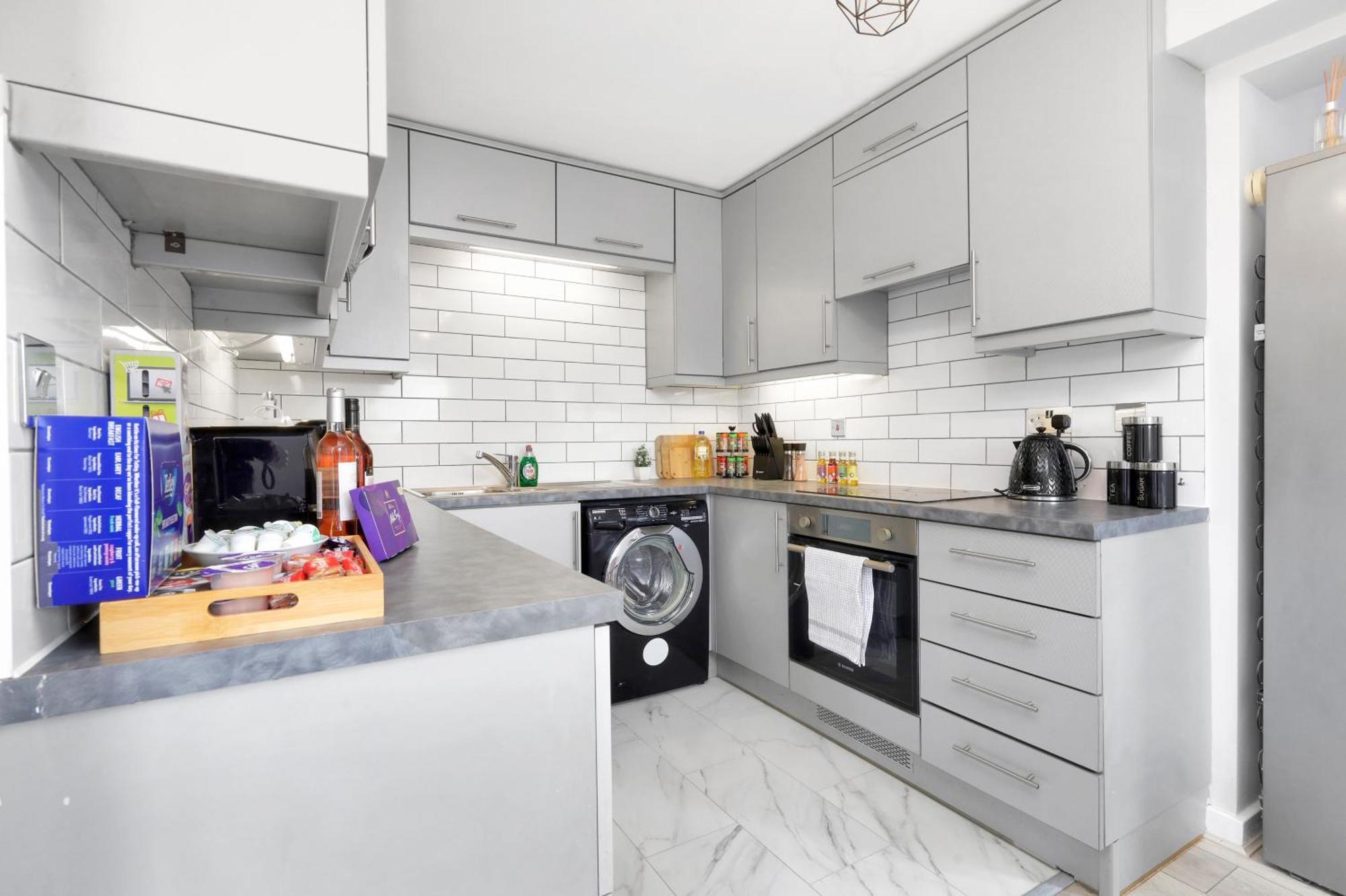 Waterside 4 Bed Apartment London Eksteriør bilde
